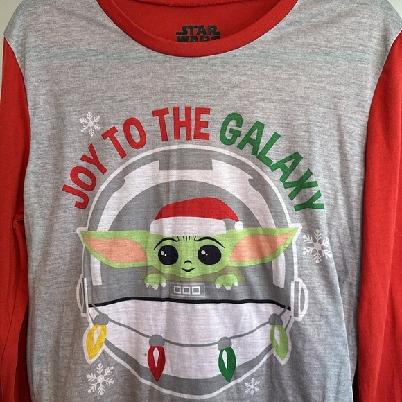 Star Wars Baby Yoda Grogu Christmas Holiday Pajamas Snow Comfy Women’s Medium - Picture 2 of 8